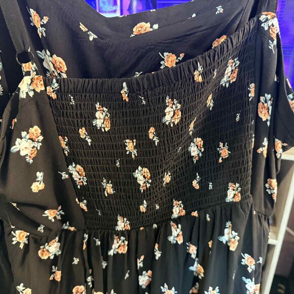 Torrid Size 4 Multicolor Small Foral Pattern Mini Sundress with Straps - Picture 3 of 10